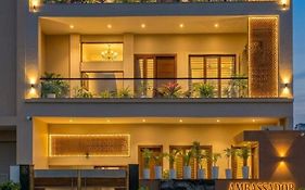 Ambassador Villa - A Boutique Experiential Homestay 10Min Drive To Tajmahal